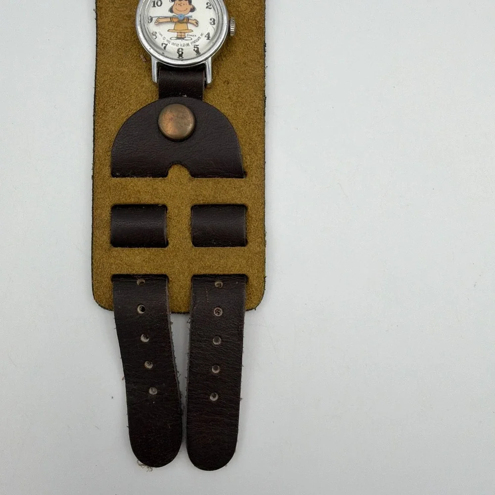 Peanuts Lucy Mechanical Wrist Watch Leather Hobo Band Not Running Vintage